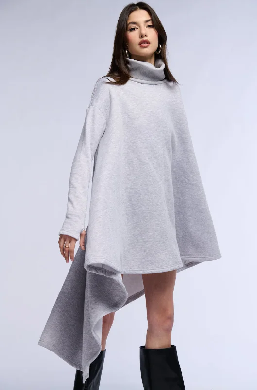 LAINIE TURTLENECK HIGH LOW SWEATSHIRT DRESS